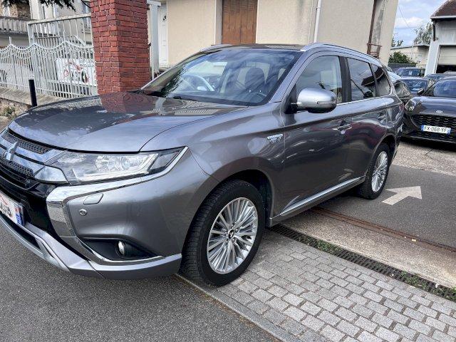 MITSUBISHI OUTLANDER PHEV